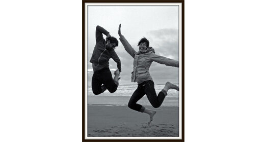 caroline_and_remy_at_beach_resize.jpg