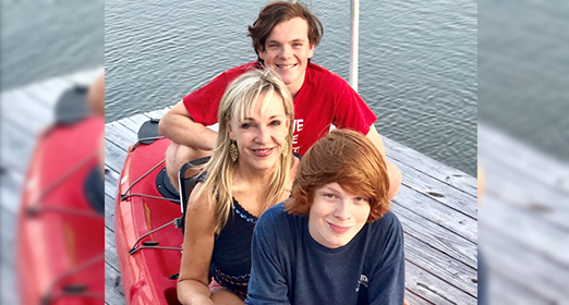 dehartfamily_522x280.png