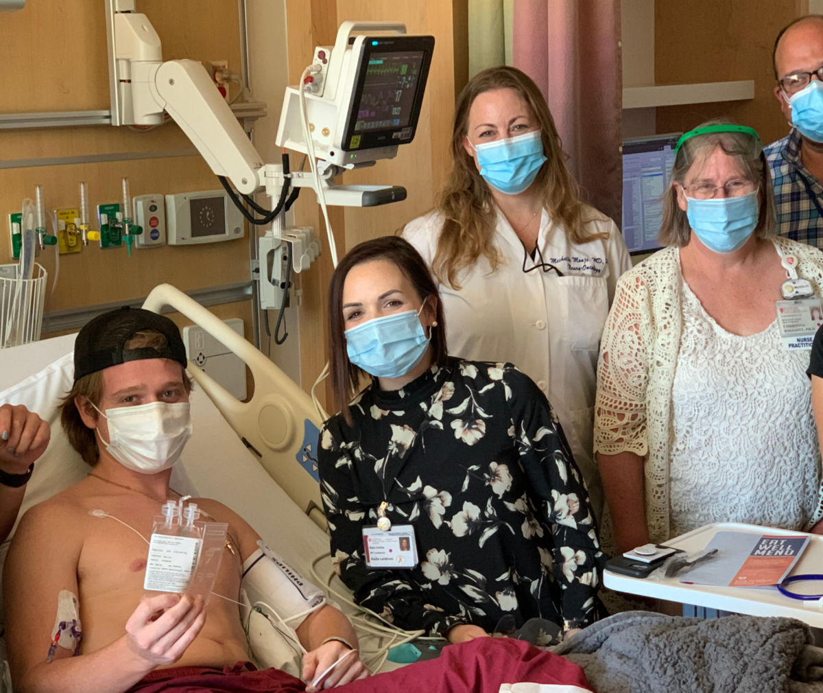 Jace, family, and care team at Lucile Packard Hospital.