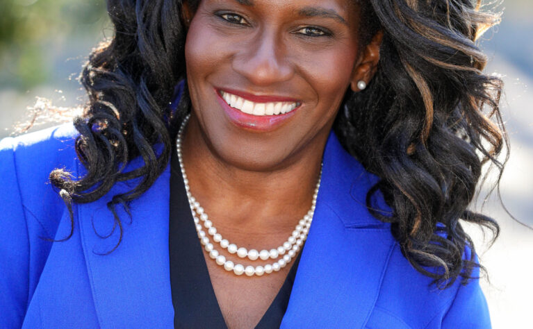dr_ify_osunkwo_profile_pic_2021.jpg