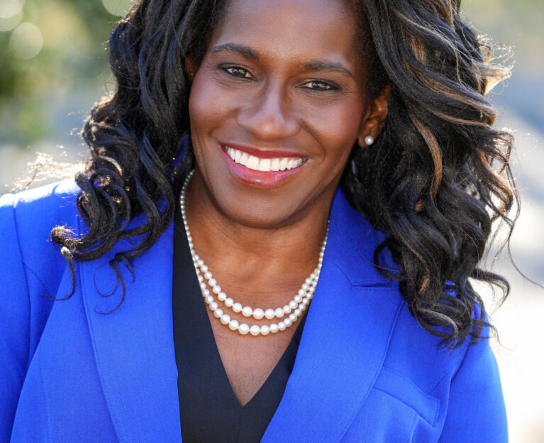 dr_ify_osunkwo_profile_pic_2021.jpg